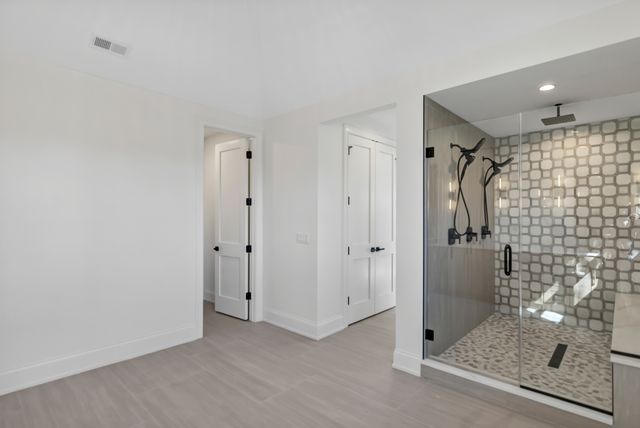 170 W Armitage Avenue, Elmhurst, IL 60126