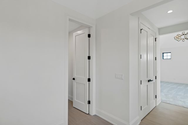 170 W Armitage Avenue, Elmhurst, IL 60126