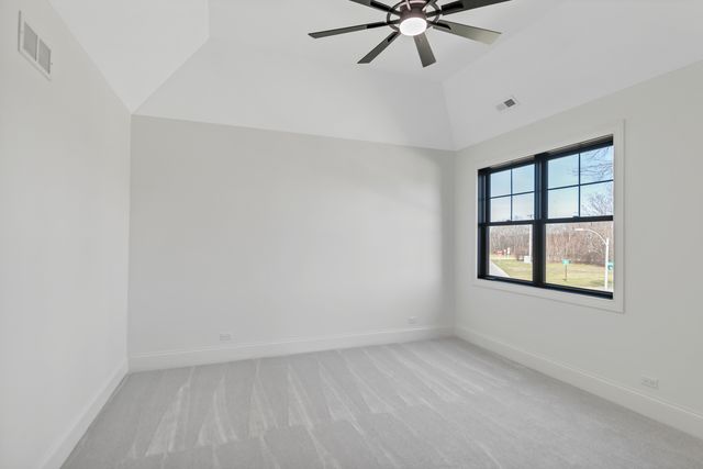 170 W Armitage Avenue, Elmhurst, IL 60126