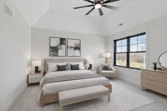 170 W Armitage Avenue, Elmhurst, IL 60126