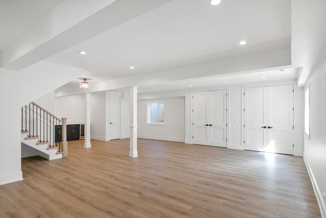 170 W Armitage Avenue, Elmhurst, IL 60126