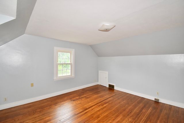 67 Temby St, Springfield, MA 01119