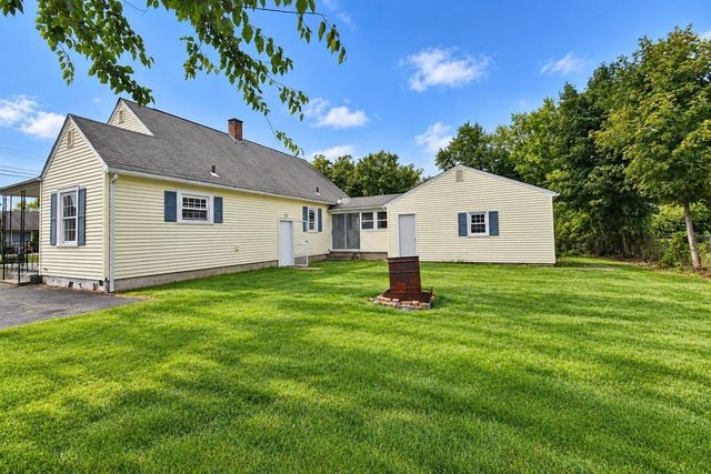 67 Temby St, Springfield, MA 01119