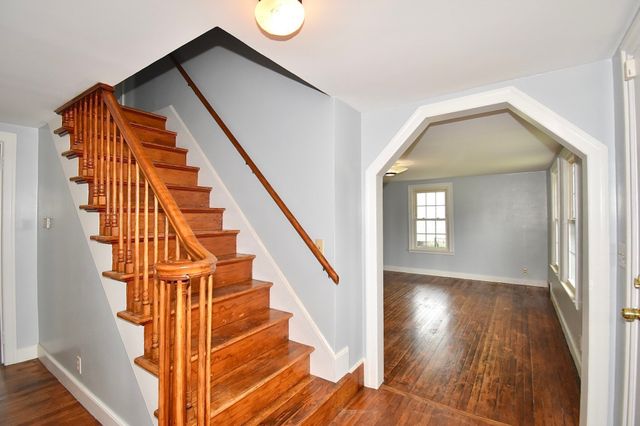 67 Temby St, Springfield, MA 01119
