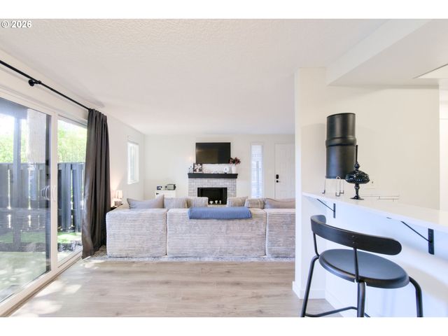 14512 Sw GRAYLING Ln, Beaverton, OR 97007
