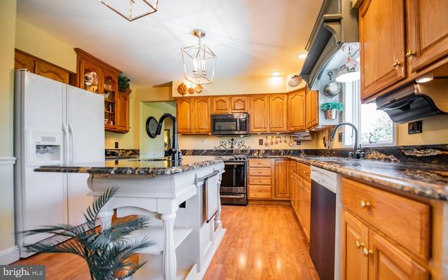 75 POCAHONTAS TRL, Lock Haven, PA 17745