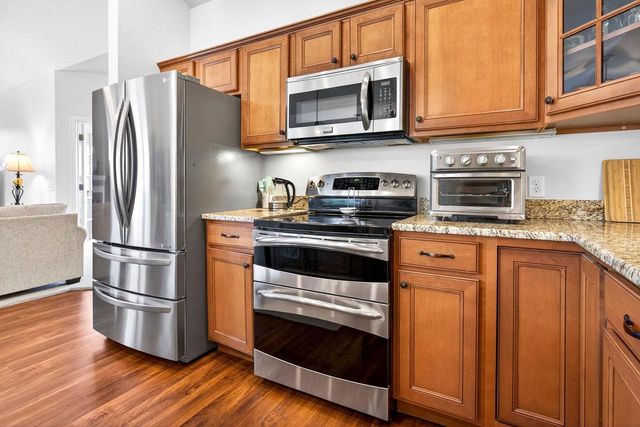 2104 E MILESTONE DRIVE, Appleton, WI 54913