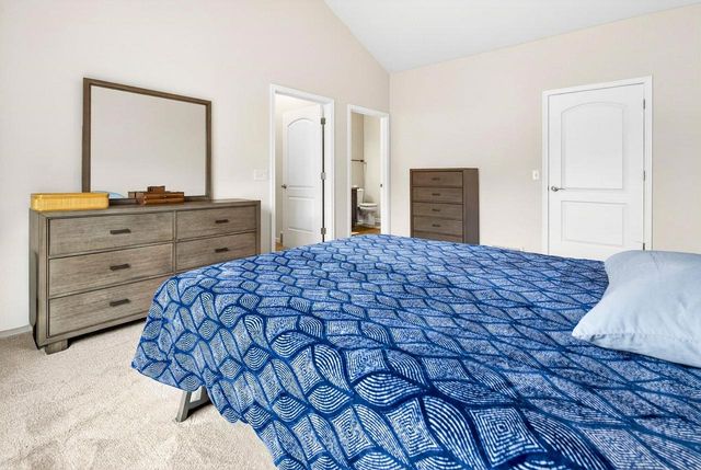 2104 E MILESTONE DRIVE, Appleton, WI 54913