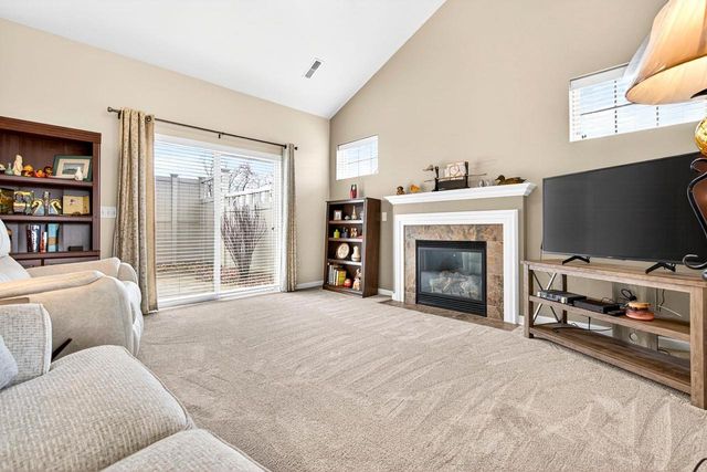 2104 E MILESTONE DRIVE, Appleton, WI 54913