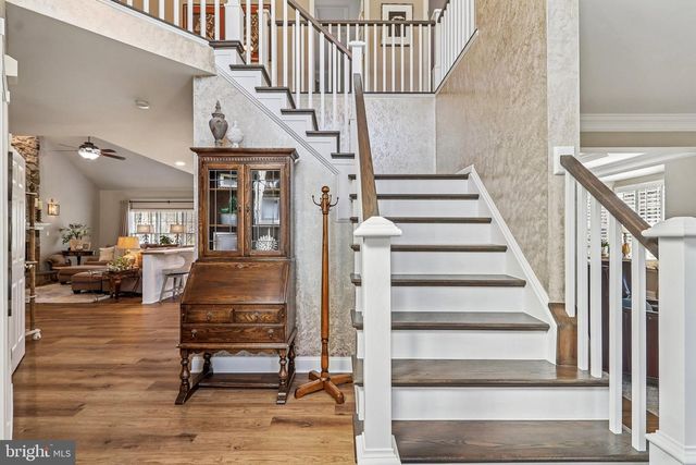 20276 MEDALIST DR, Ashburn, VA 20147