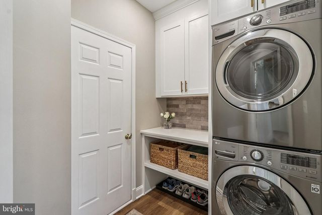 20276 MEDALIST DR, Ashburn, VA 20147