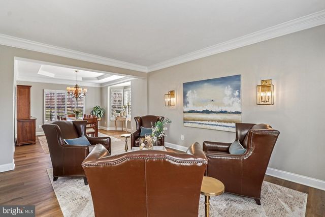 20276 MEDALIST DR, Ashburn, VA 20147