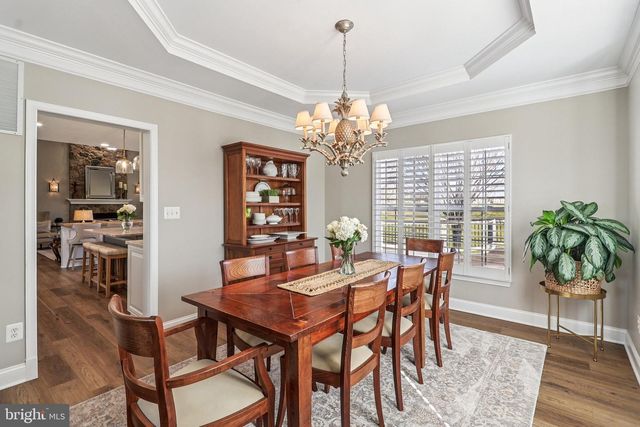 20276 MEDALIST DR, Ashburn, VA 20147