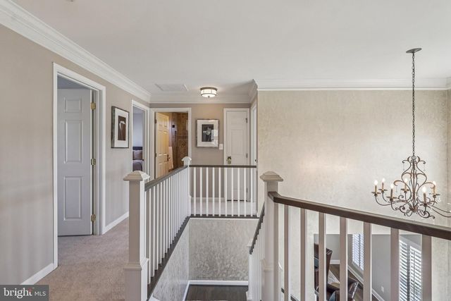 20276 MEDALIST DR, Ashburn, VA 20147