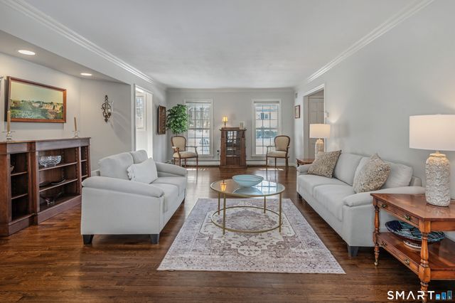 6 Sycamore Lane, Ridgefield, CT 06877