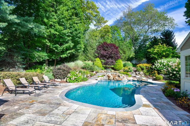 6 Sycamore Lane, Ridgefield, CT 06877