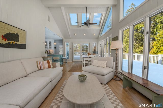 6 Sycamore Lane, Ridgefield, CT 06877