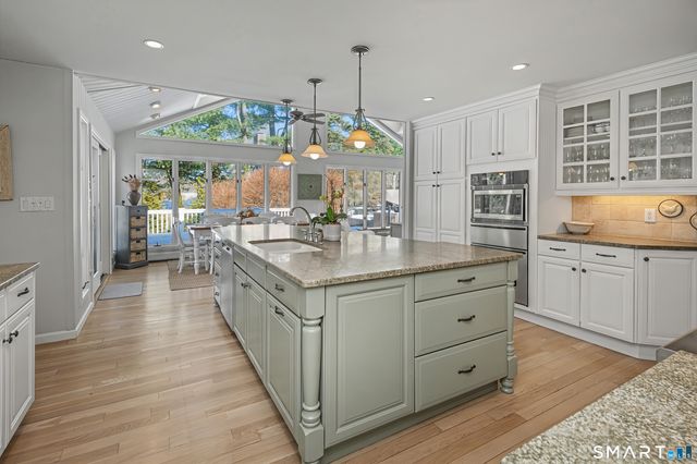 6 Sycamore Lane, Ridgefield, CT 06877