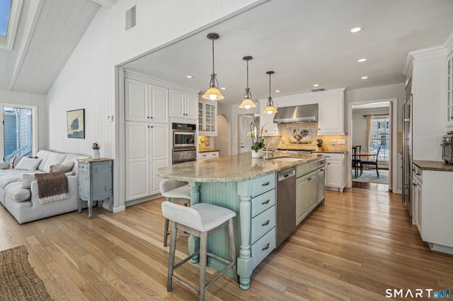 6 Sycamore Lane, Ridgefield, CT 06877