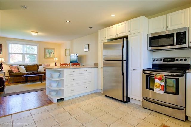 70 CARROLL Avenue 1113, Newport, RI 02840