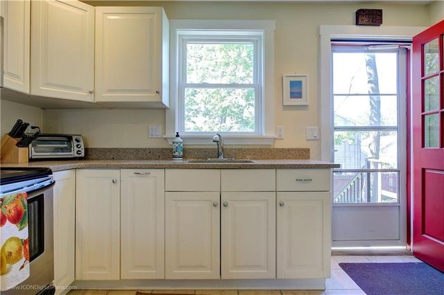 70 CARROLL Avenue 1113, Newport, RI 02840