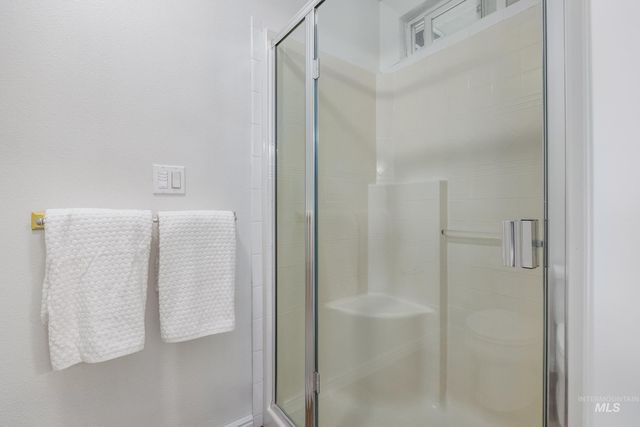 492 E Ridge Drive, Eagle, ID 83616