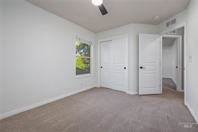 492 E Ridge Drive, Eagle, ID 83616
