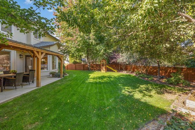 492 E Ridge Drive, Eagle, ID 83616