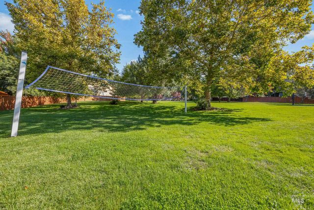 492 E Ridge Drive, Eagle, ID 83616