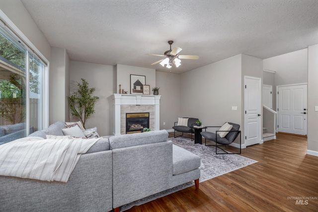 492 E Ridge Drive, Eagle, ID 83616