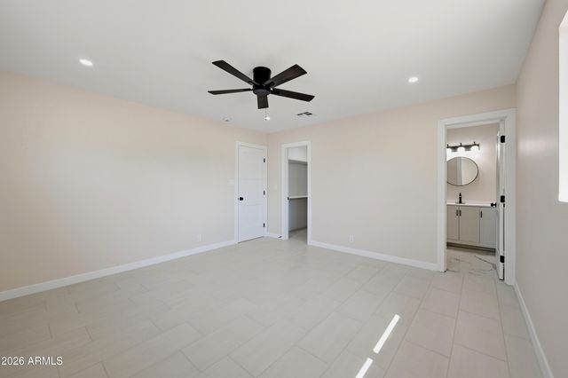 1325 E AVALON Drive, Phoenix, AZ 85014
