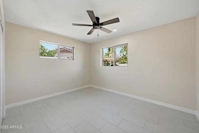 1325 E AVALON Drive, Phoenix, AZ 85014