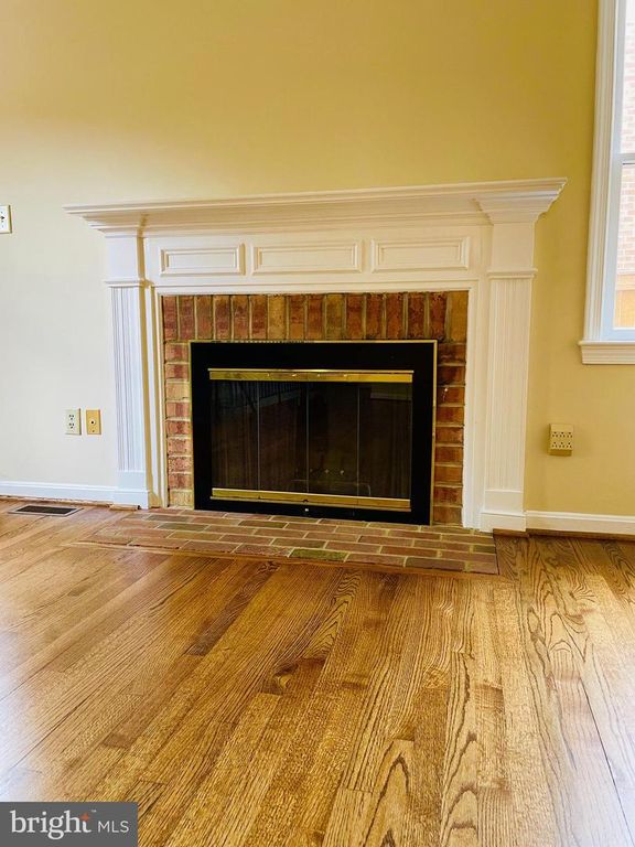 1190 N VERMONT ST, Arlington, VA 22201