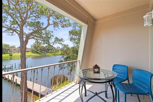 210 Pelham Road, 211B, Fort Walton Beach, FL 32547