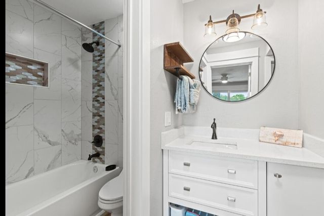 210 Pelham Road, 211B, Fort Walton Beach, FL 32547