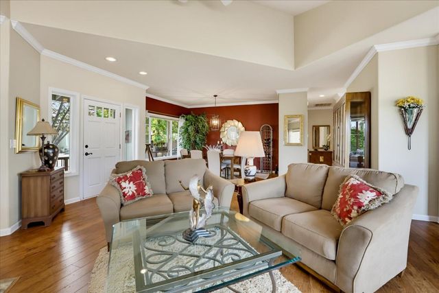 18853 Lake Forest Dr, Penn Valley, CA 95946