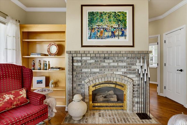18853 Lake Forest Dr, Penn Valley, CA 95946
