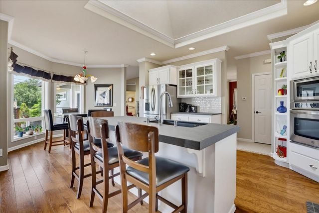 18853 Lake Forest Dr, Penn Valley, CA 95946