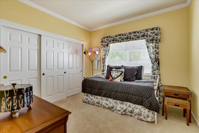18853 Lake Forest Dr, Penn Valley, CA 95946