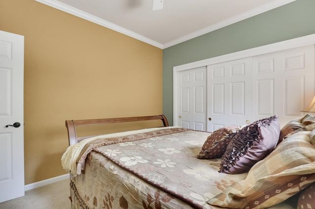 18853 Lake Forest Dr, Penn Valley, CA 95946