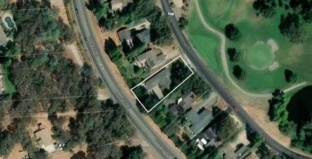 18853 Lake Forest Dr, Penn Valley, CA 95946
