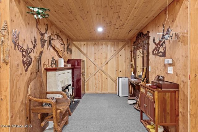 24721 N Teddy Loop, Rathdrum, ID 83858