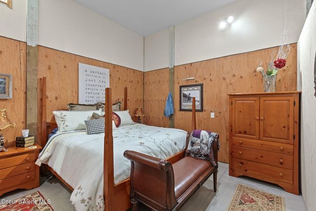 24721 N Teddy Loop, Rathdrum, ID 83858