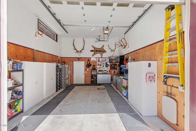 24721 N Teddy Loop, Rathdrum, ID 83858