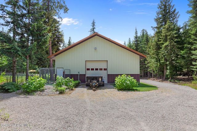 24721 N Teddy Loop, Rathdrum, ID 83858