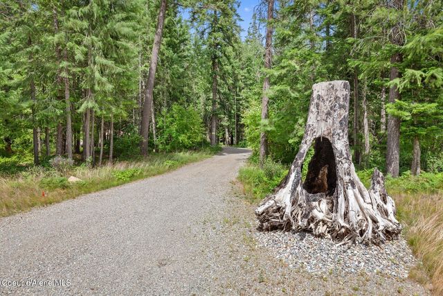 24721 N Teddy Loop, Rathdrum, ID 83858