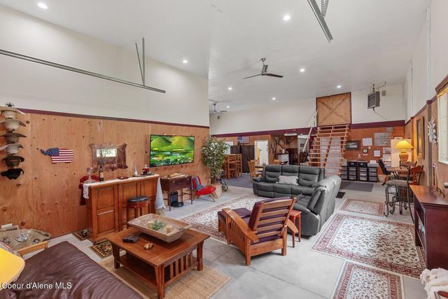 24721 N Teddy Loop, Rathdrum, ID 83858