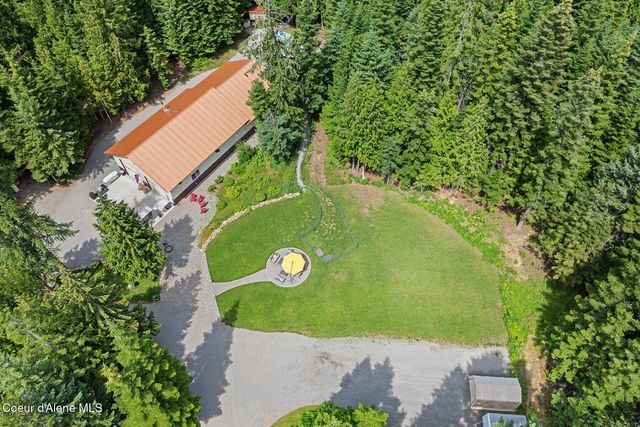 24721 N Teddy Loop, Rathdrum, ID 83858