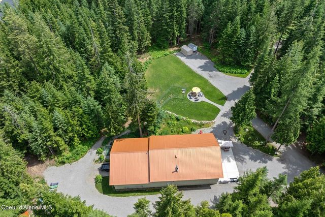 24721 N Teddy Loop, Rathdrum, ID 83858