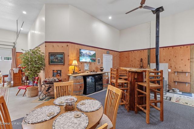 24721 N Teddy Loop, Rathdrum, ID 83858